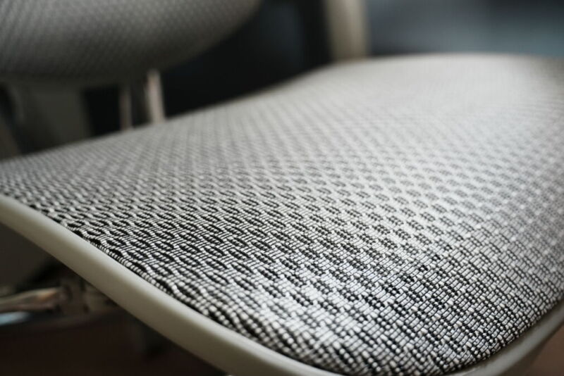 エルゴヒューマンプロ２のメッシュ素材